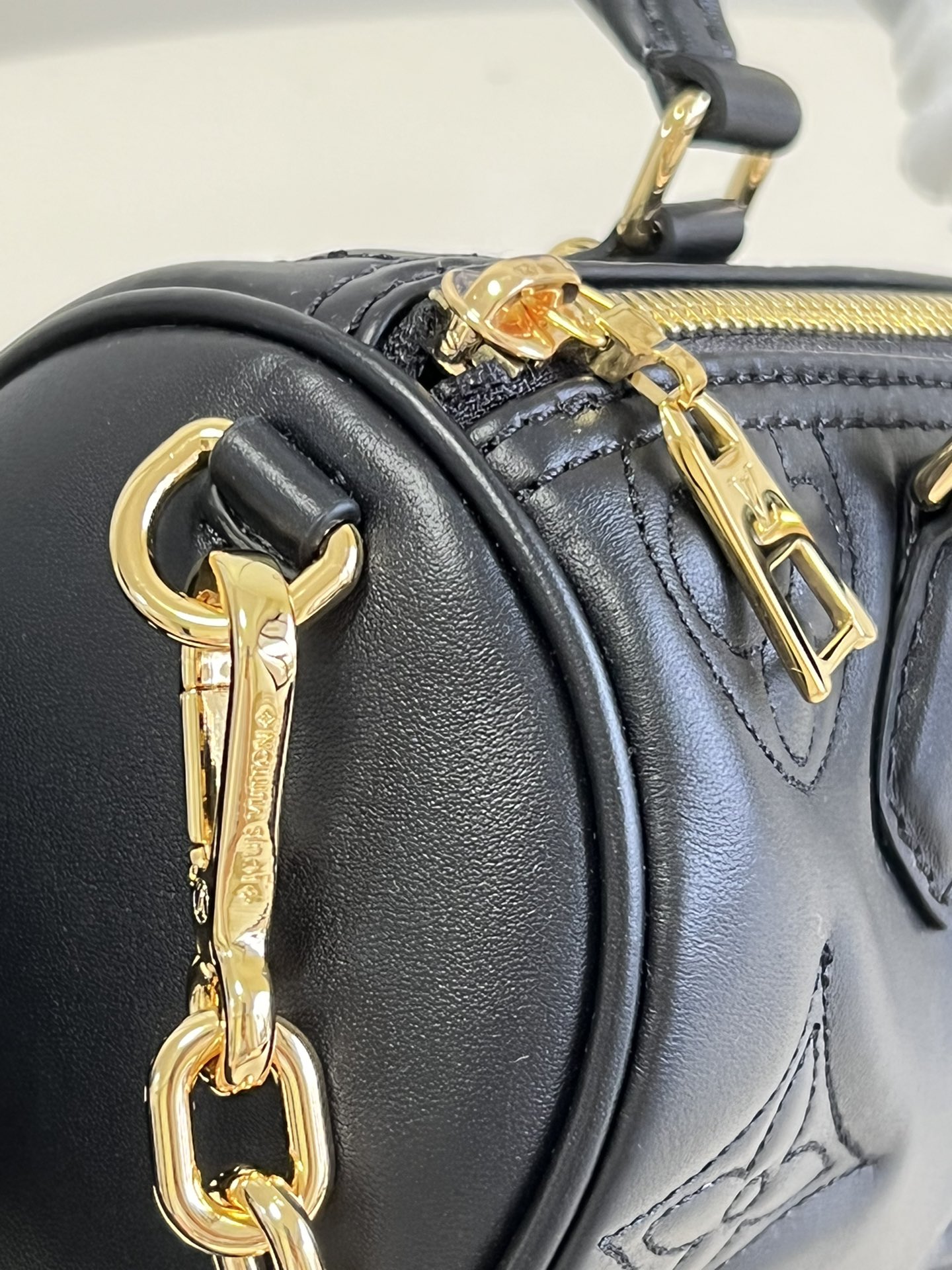 L0vis Vvtt0n Papillon BB Handbag Black