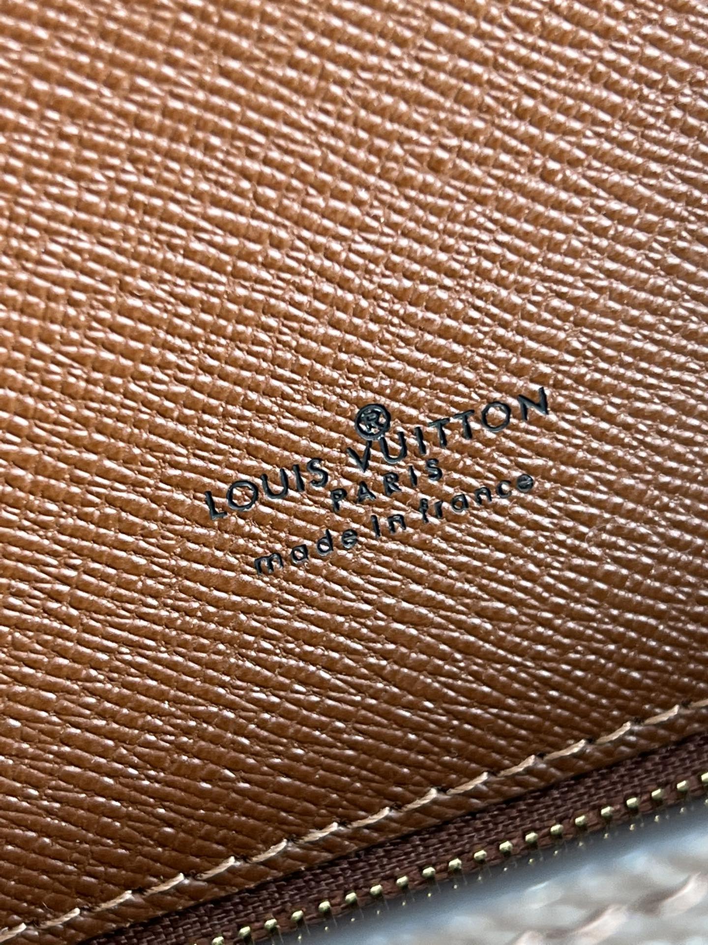 L0vis Vvtt0n Saint Cloud M51243 Bag