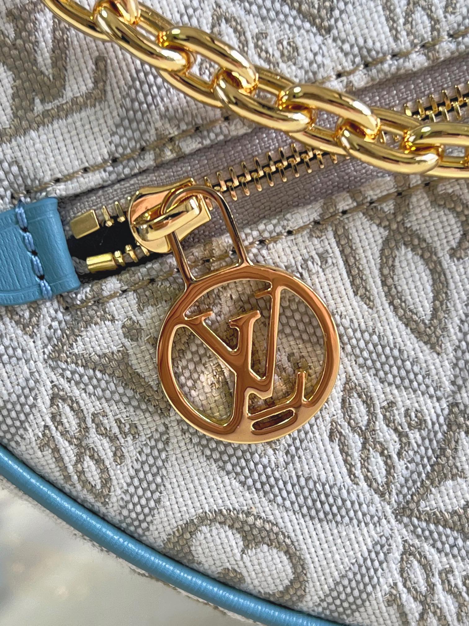 L0vis Vvtt0n Loop Handbags M44036