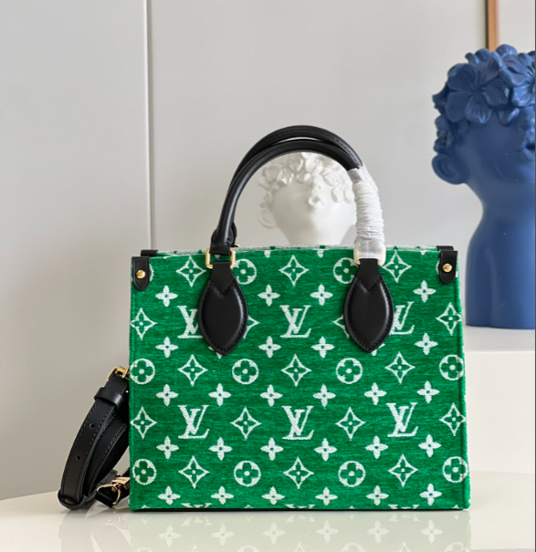 L0vis Vvtt0n Onthego Handbag 25cm