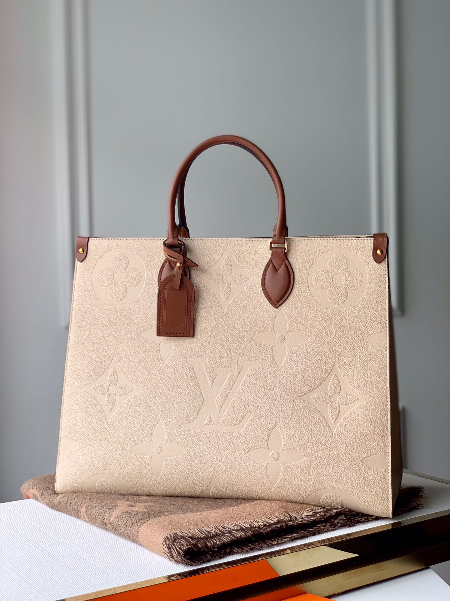 L0vis Vvtt0n Onthego bag