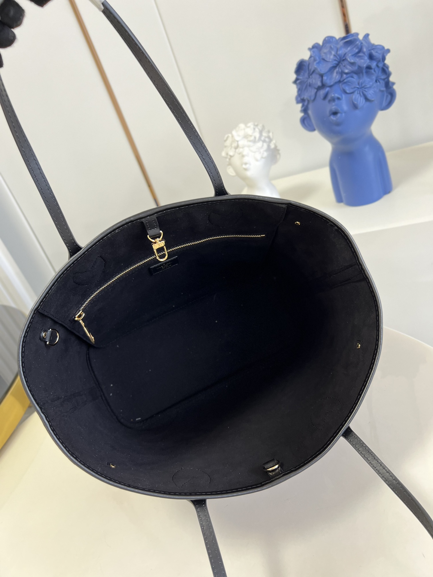L0vis Vvtt0n Neverfull Bag Black M46040