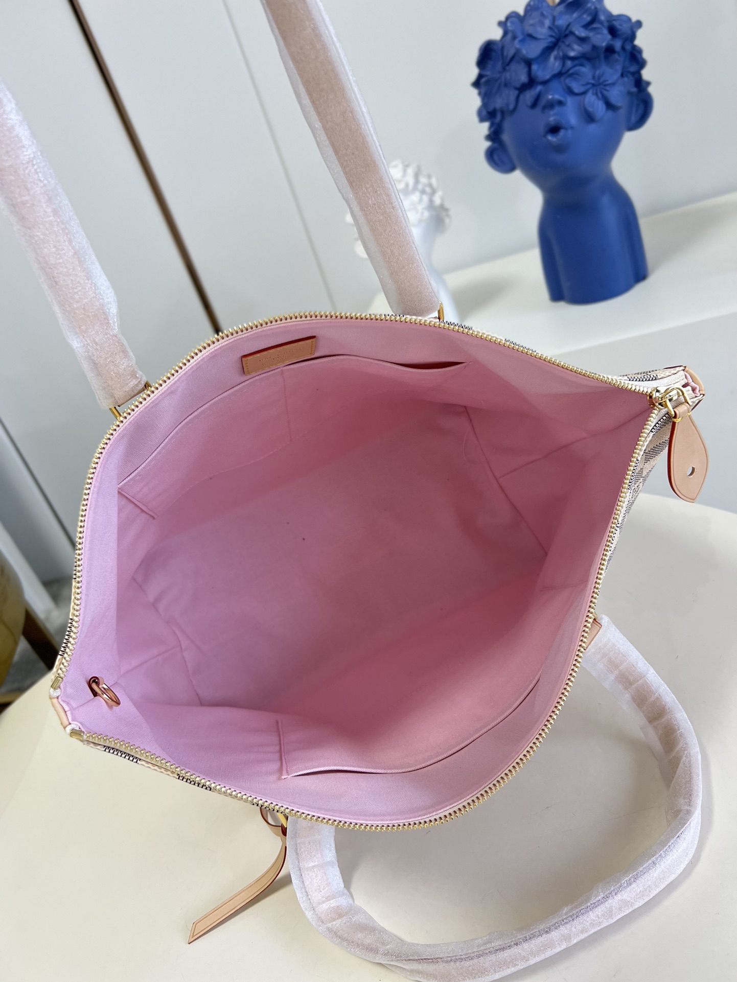 L0vis Vvtt0n Monogram Tote Bag M44040