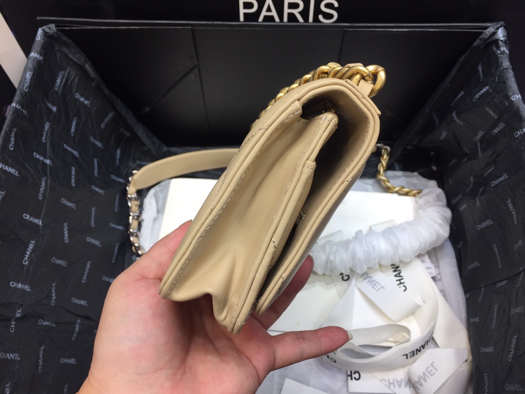 Ch**el 19 Bag 19cm