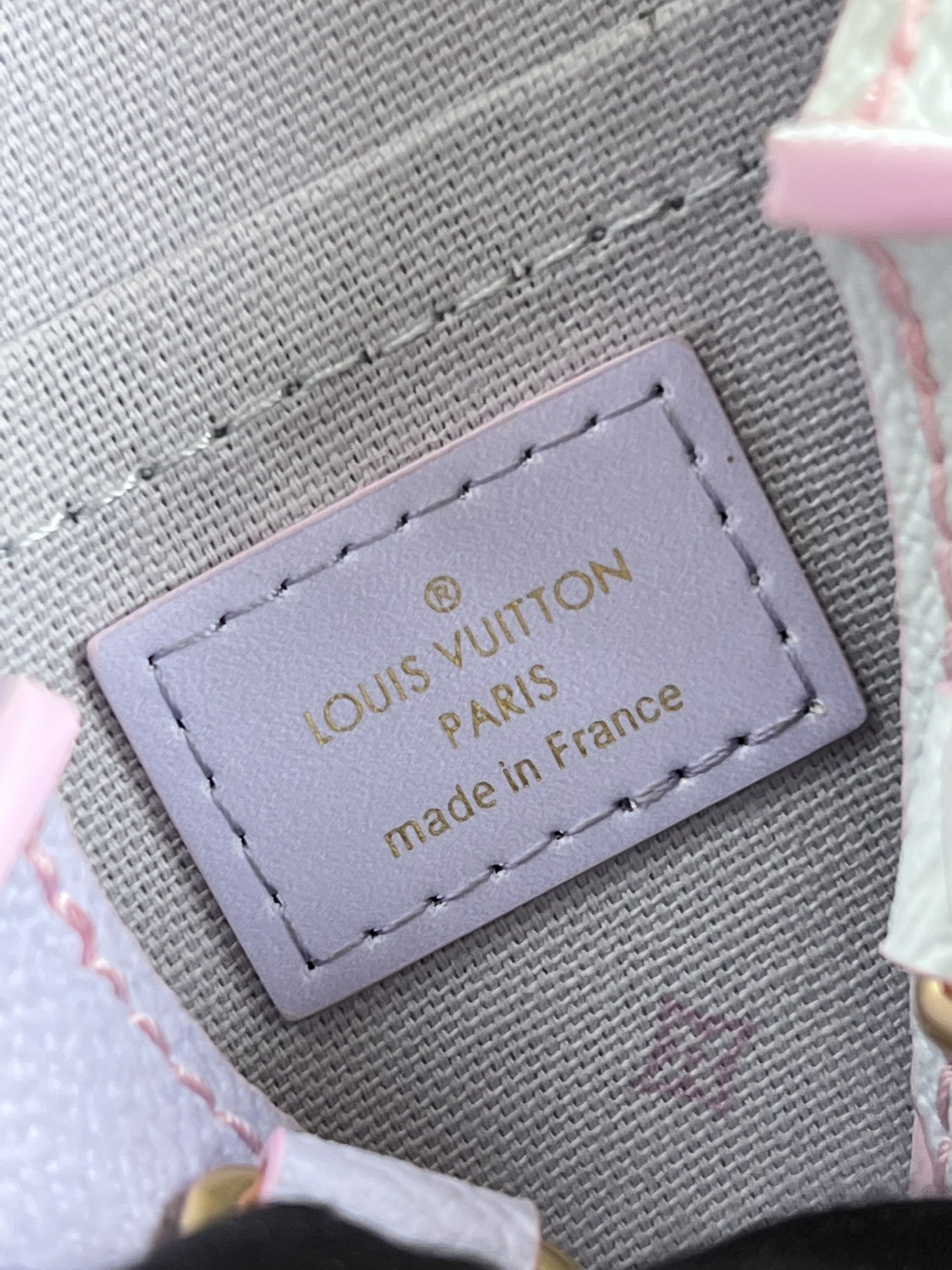 L0vis Vvtt0n Petite Sac Plat Bag M81341