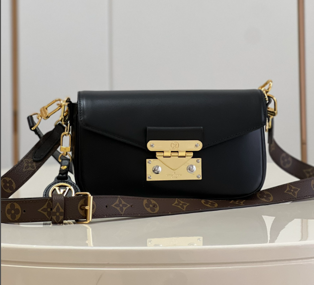 L0vis Vvtt0n Swing Poch handbag M20393