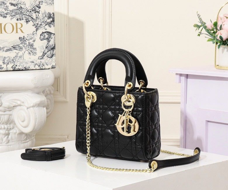 D10r Lady Bag Lambskin 17cm