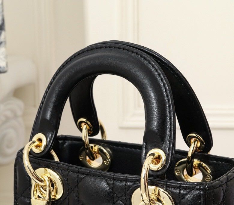 D10r Lady Bag Lambskin 17cm