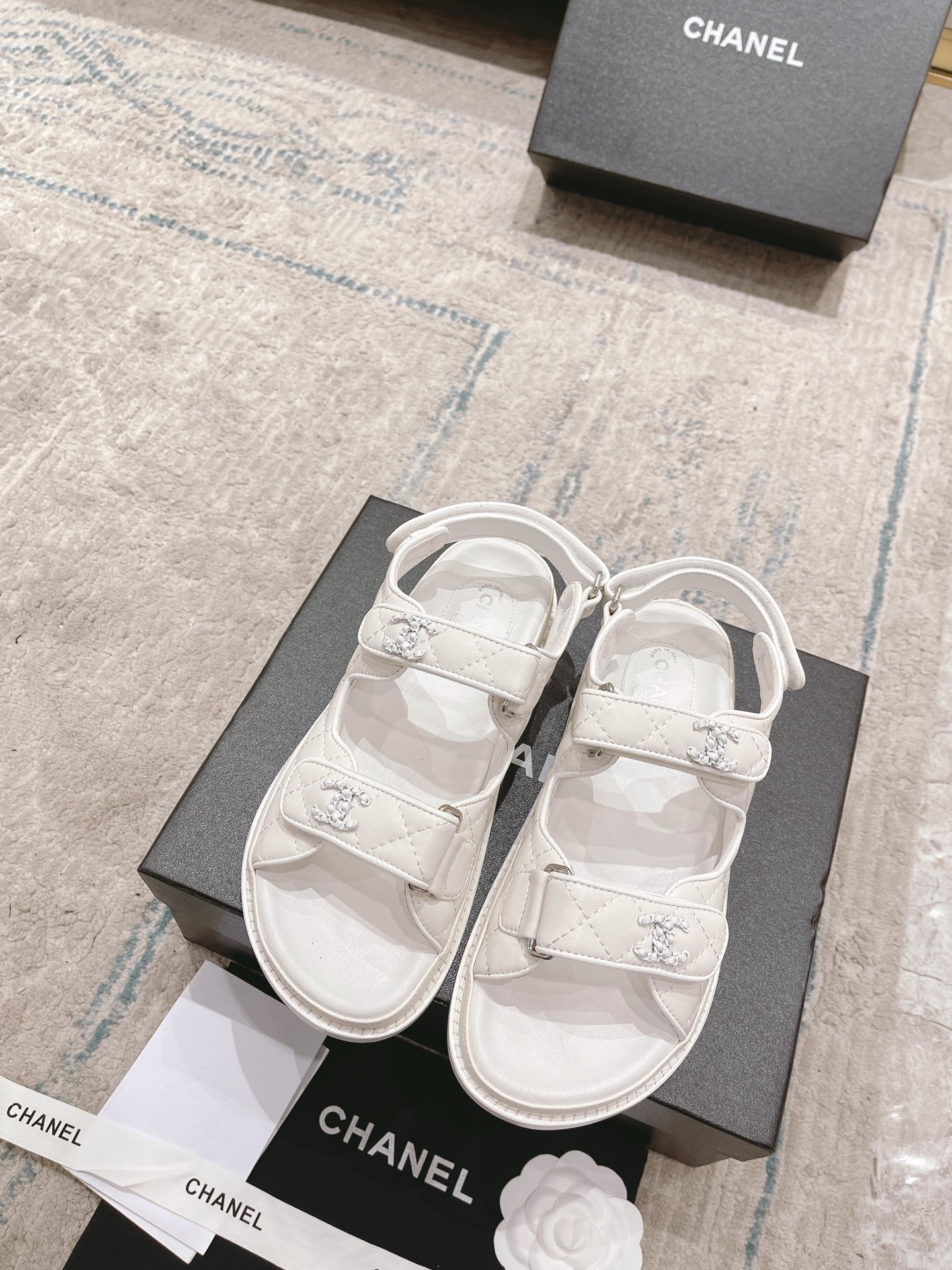 Ch**el Sandals 025