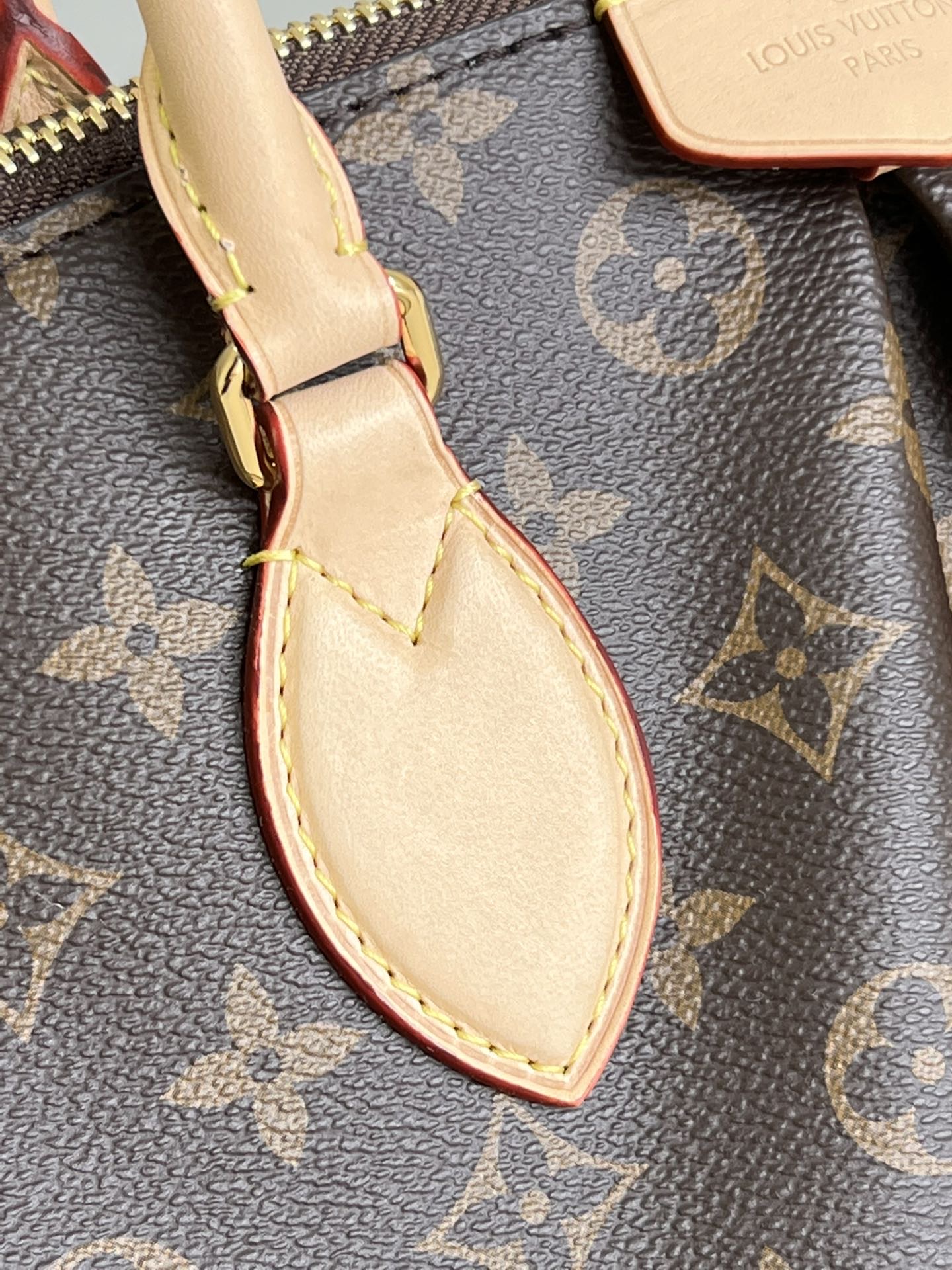 L0vis Vvtt0n Boetie Zipped Tote Bag M45987