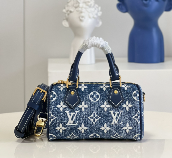 L0vis Vvtt0n Nano Speedy 16cm M81168
