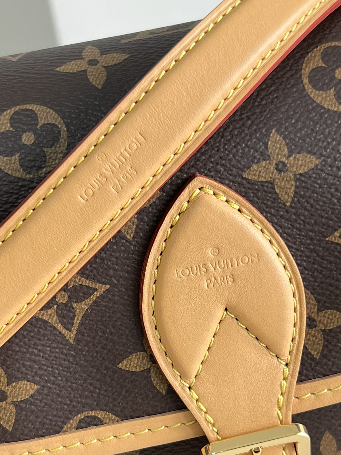 L0vis Vvtt0n Diane Bag M45985
