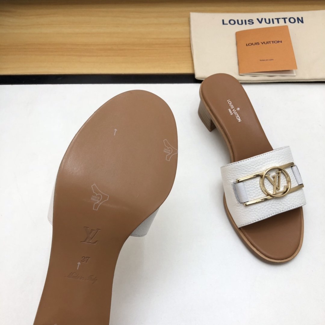 L0vis Vitton Slipers