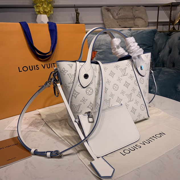 L0vis Vvtt0n Hina PM Mahina Leather Cream/Blue