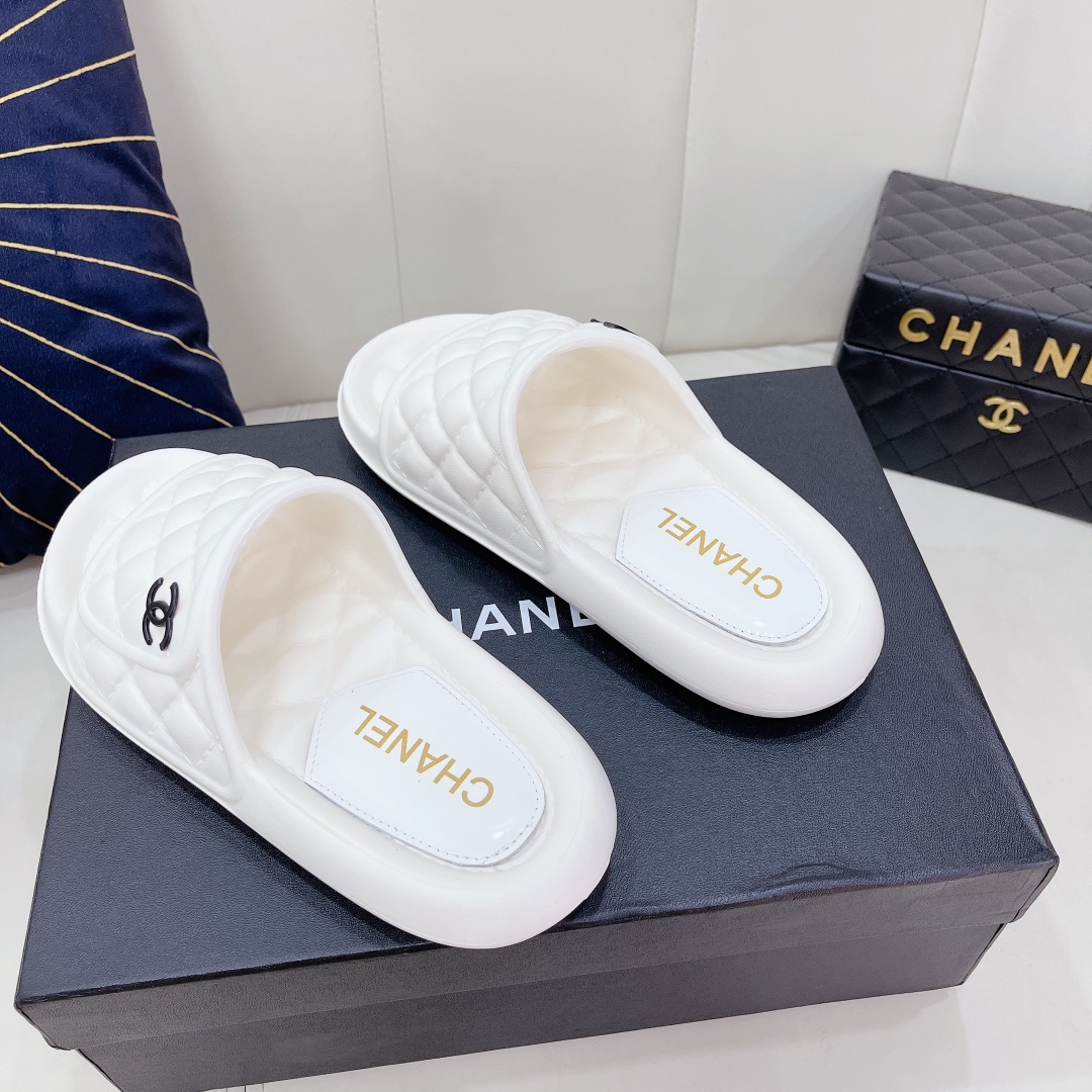Ch**el Slippers White