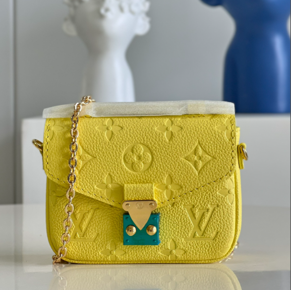 L0vis Vvtt0n Pochette Metis Mini Bag Yellow