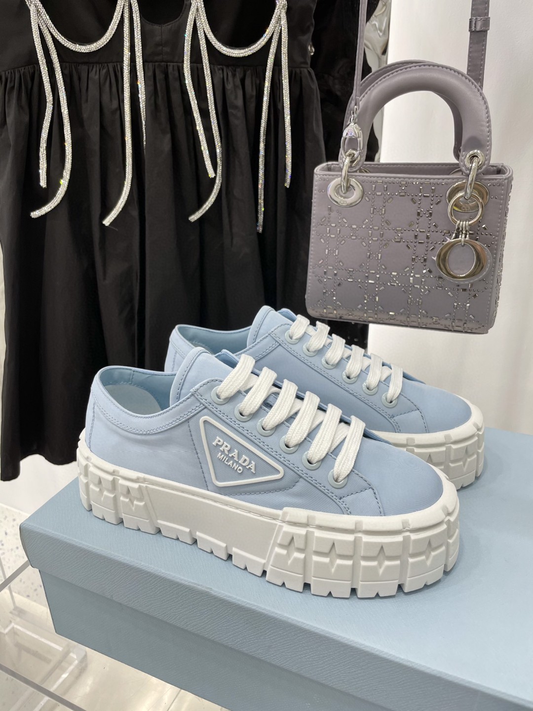 Pra*a Low Top Sneaker