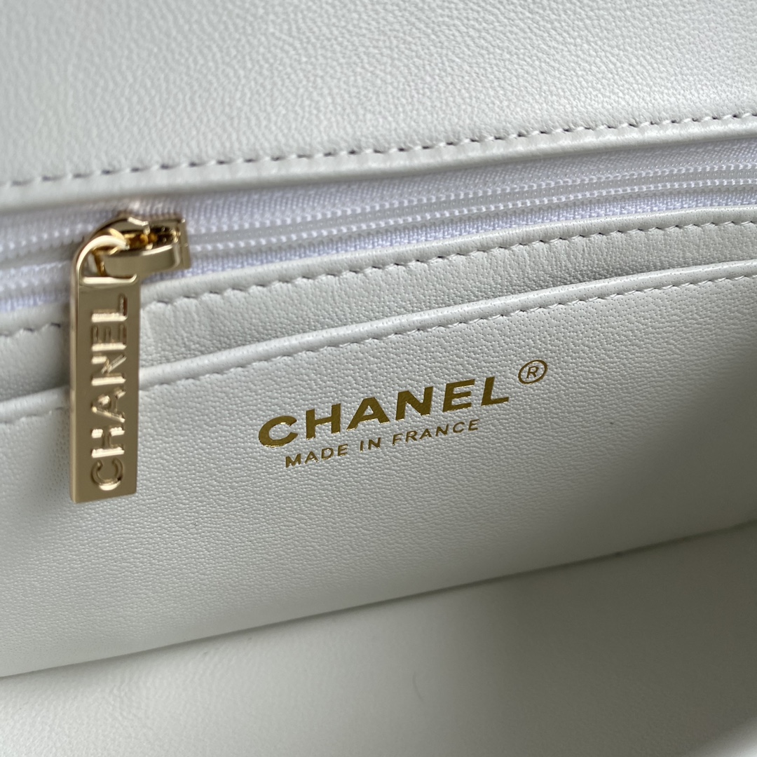 Ch**el Flap Lambskin Bag 20CM AS2326