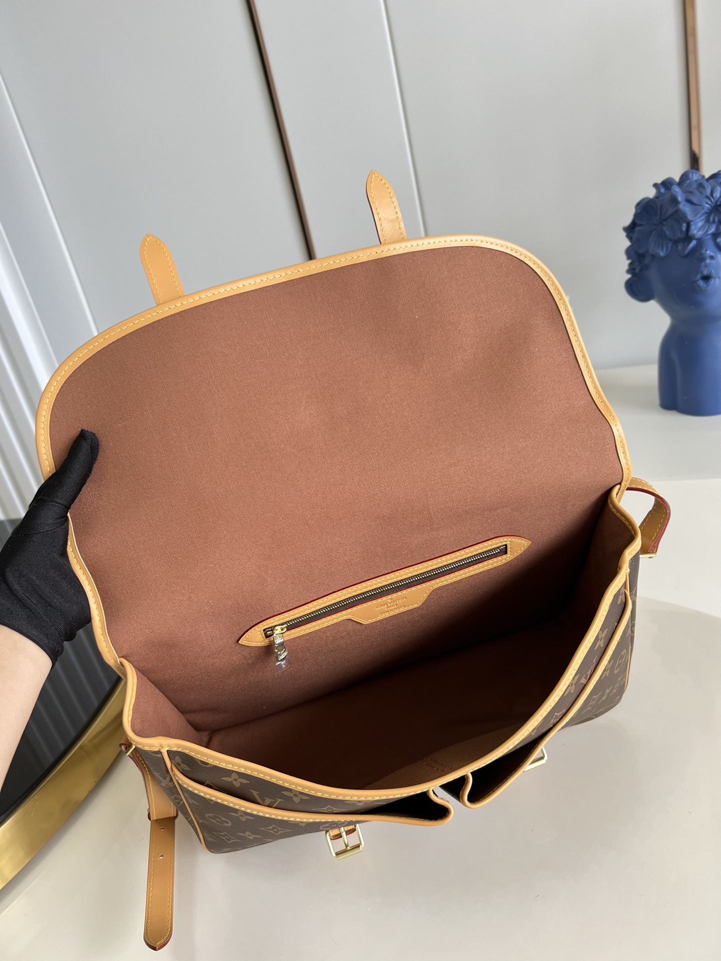 L0vis Vvtt0n Monogram Crossbody Bag M51273
