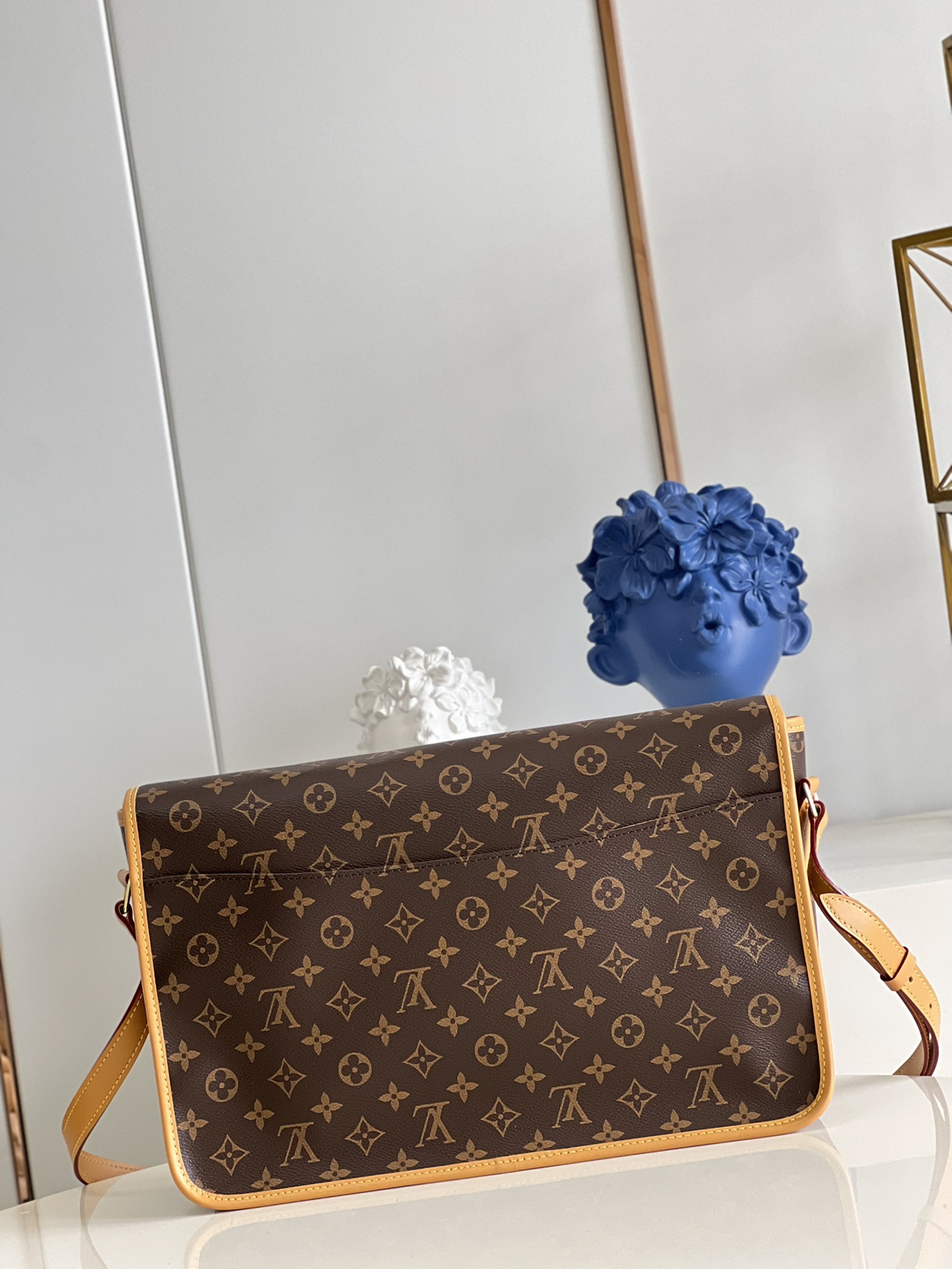 L0vis Vvtt0n Monogram Crossbody Bag M51273