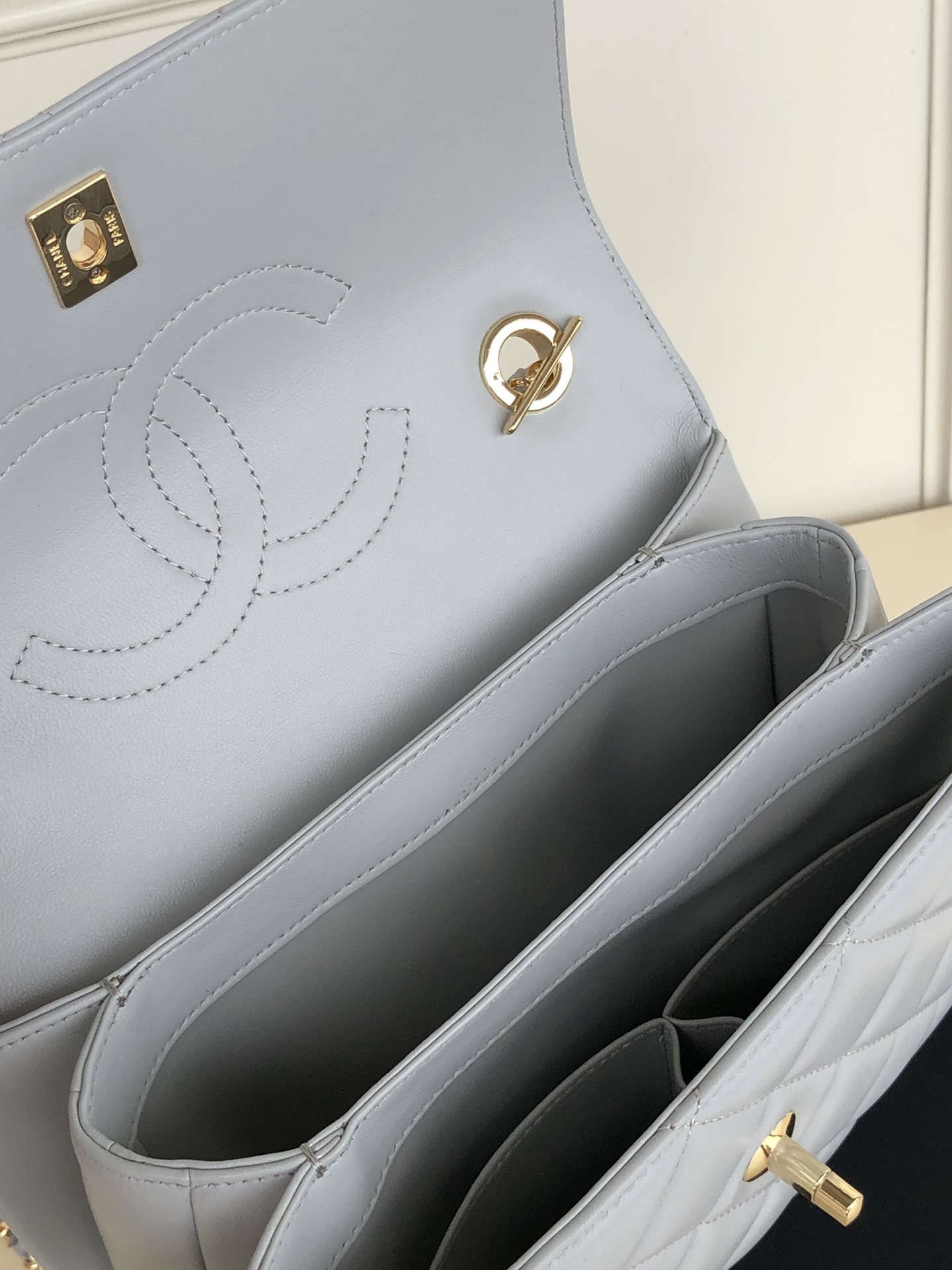 Ch**el Trendy CC Handle Bag Grey 92236