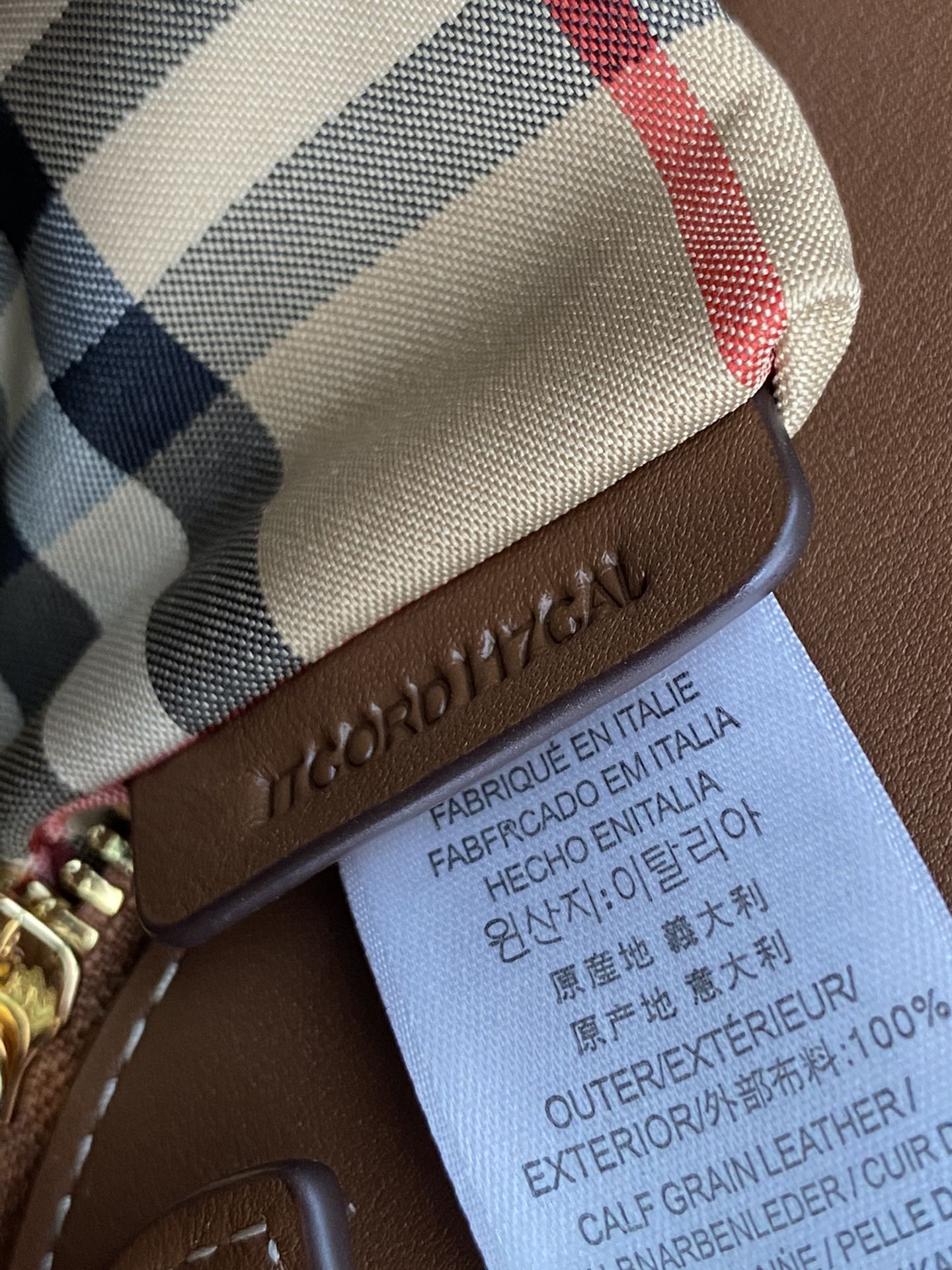 Bv*b*rry Title Handle Bag