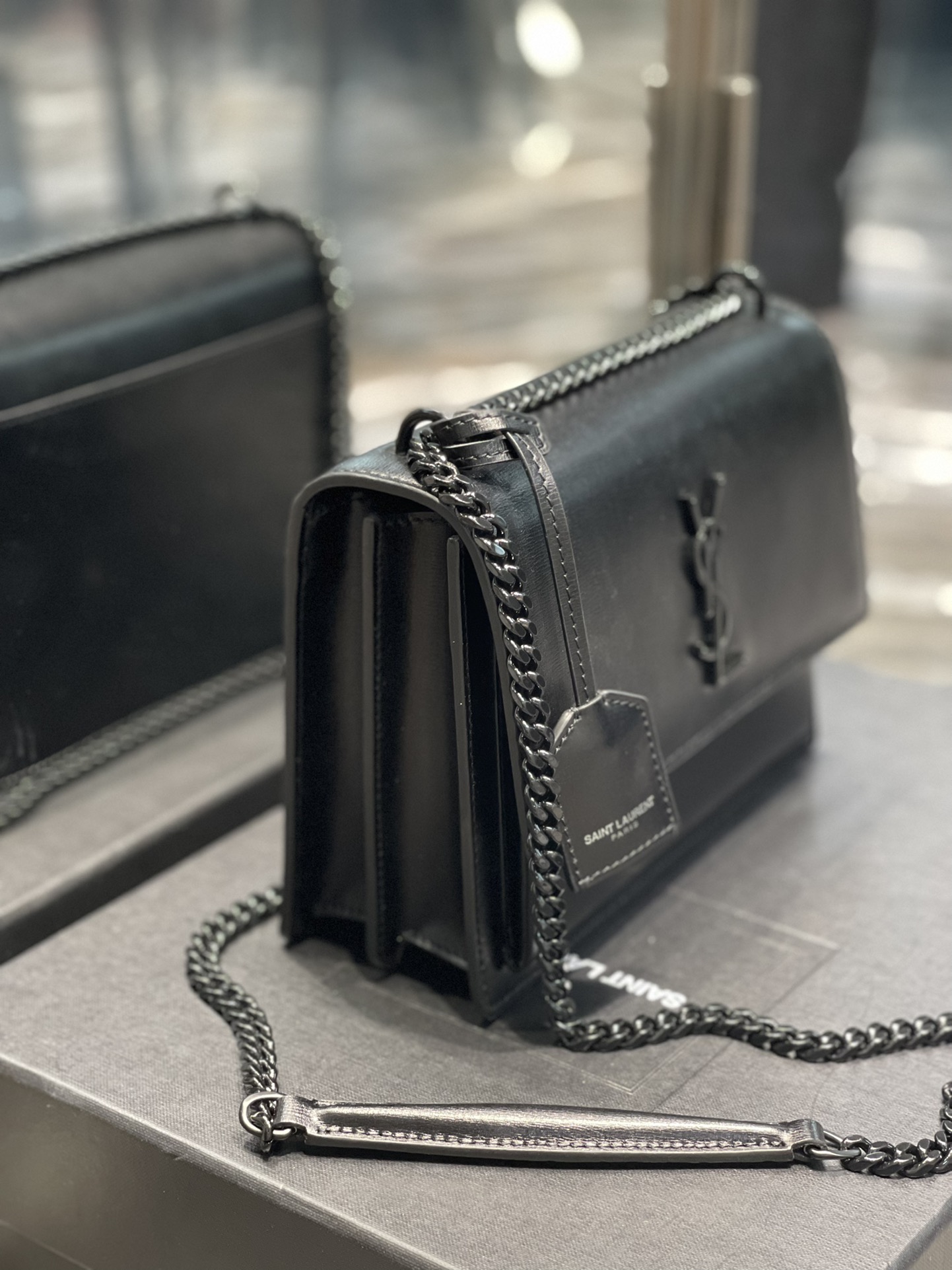Y51 Monogram Sunset Leather Crossbody Bag 442906 Black 22cm