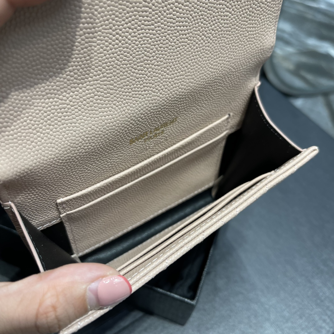 Y51 Caviar Pink With Gold Hardware Wallet A026K