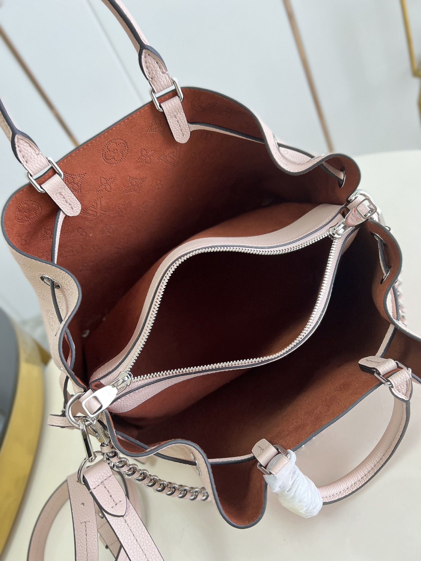 L0vis Vvtt0n BELLA TOTE 32CM 002