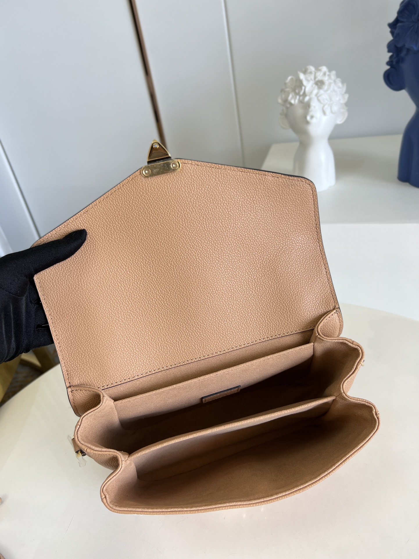 L0vis Vvtt0n Pochette M46028