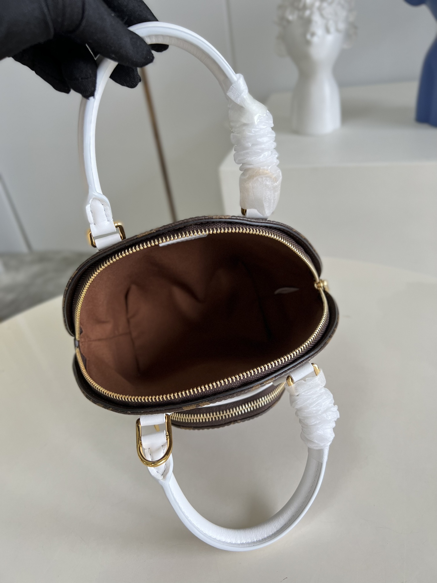 L0vis Vvtt0n Nicolas Ghesquiere Handle Bag M20752