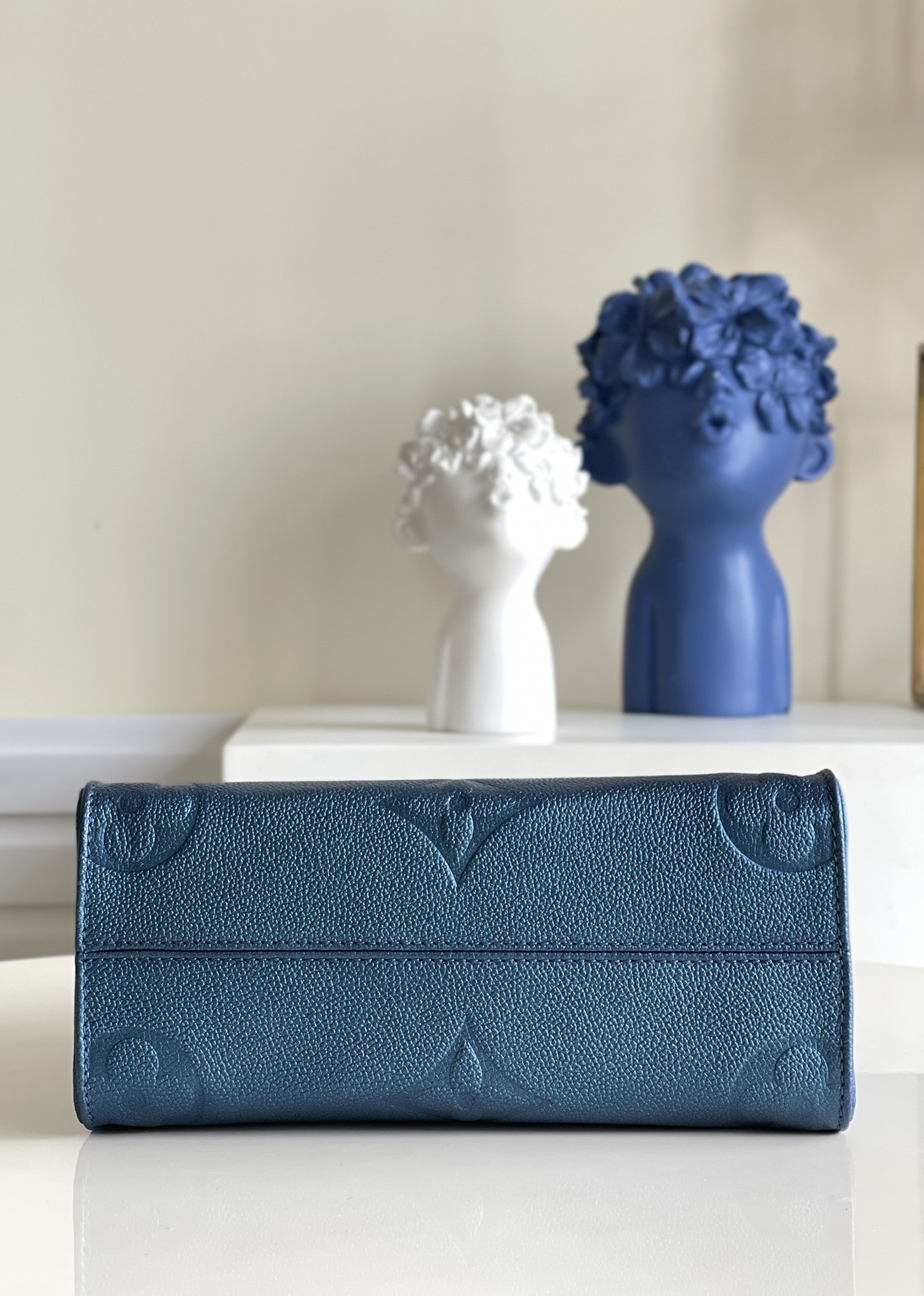 L0vis Vvtt0n Onthego Bag M58956