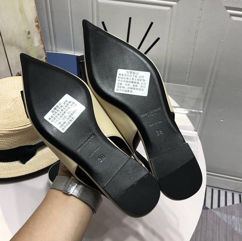 Y51 Flat Shoes As5698270