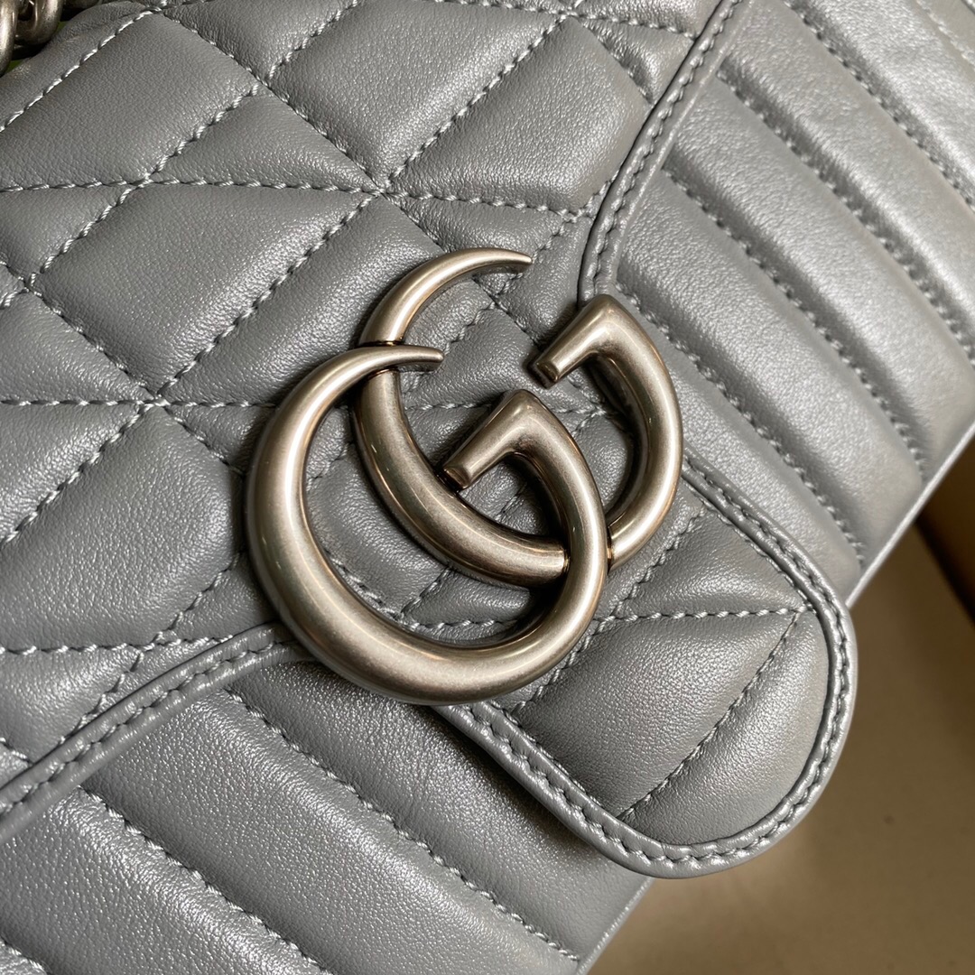 Gvc*1 Marmont Handbag 26cm