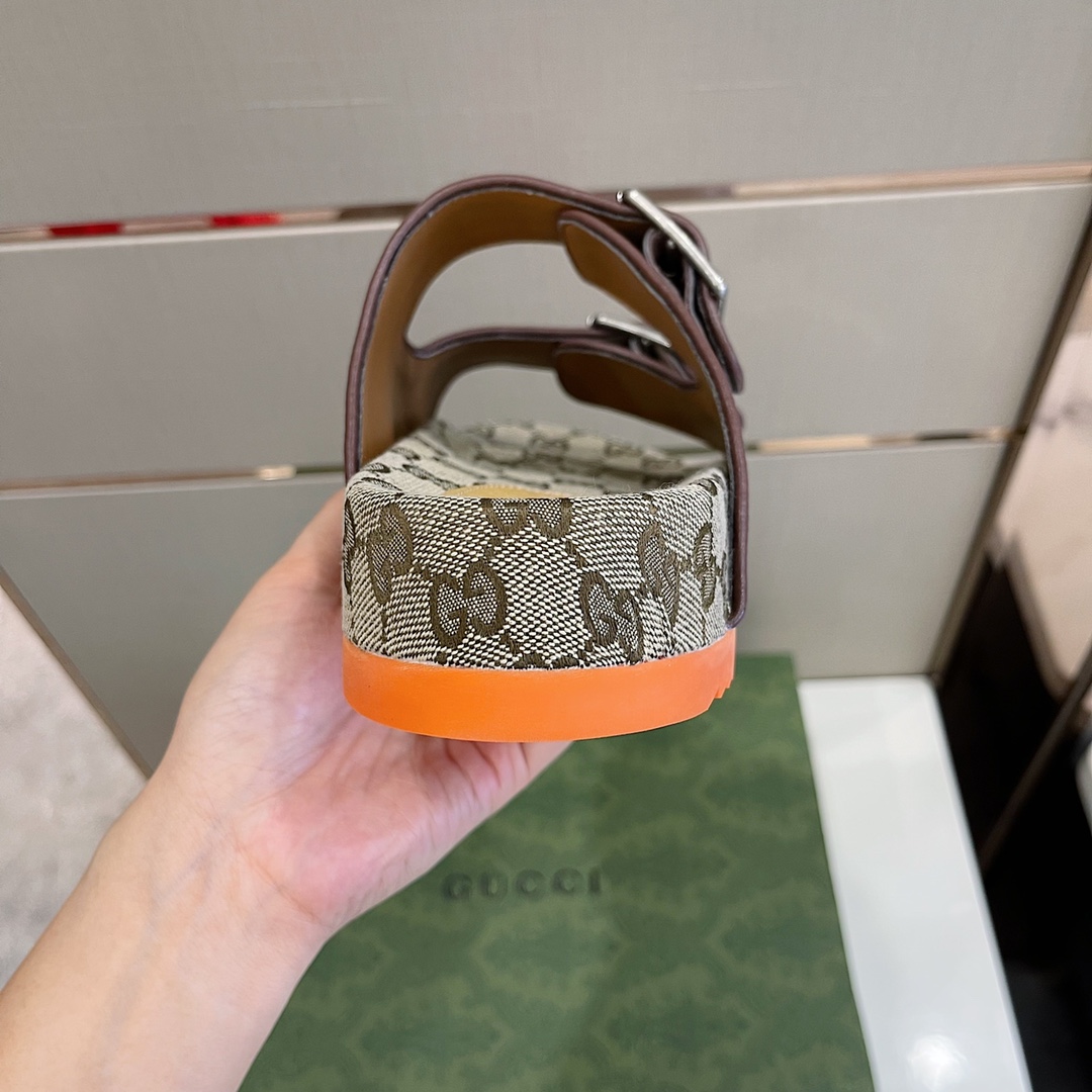 Gvc*1 Men Slippers