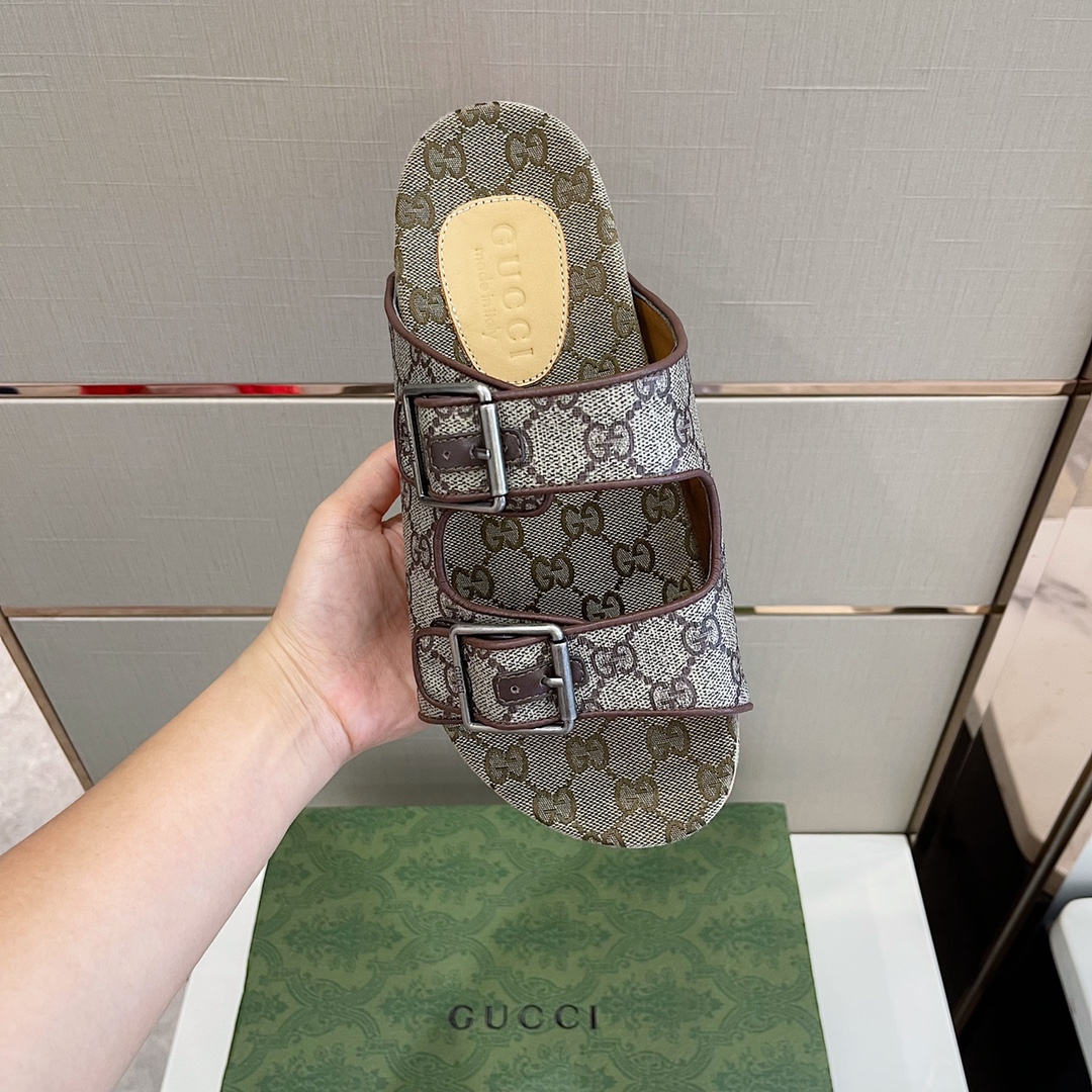 Gvc*1 Men Slippers