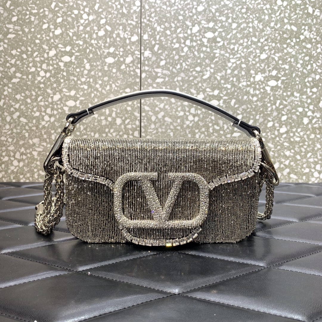 Va1e*ntin0 Loco Bag 5032
