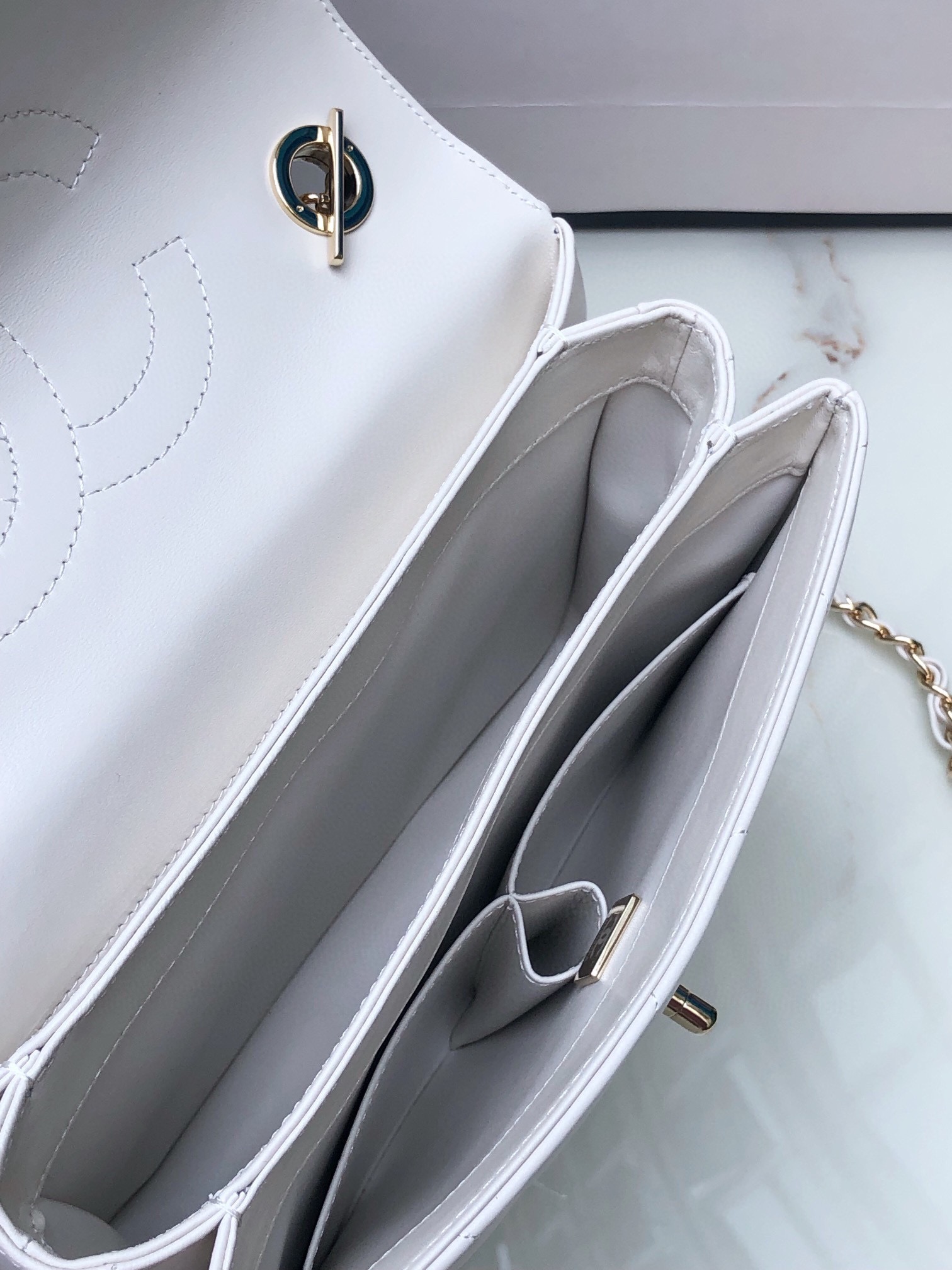 Ch**el Trendy CC Handbag White