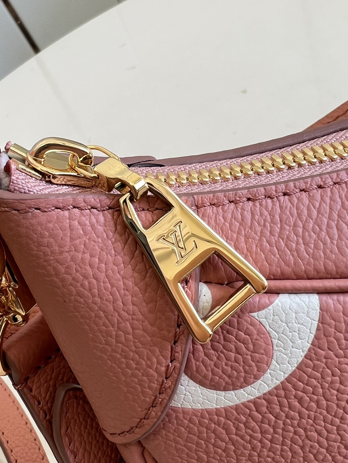 L0vis Vvtt0n Bagatelle Bag With Pink M46091