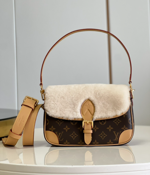 L0vis Vvtt0n Diane Bag M46317 