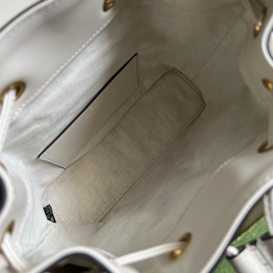 Gvc*1 Bamboo Small Backpack White 702101