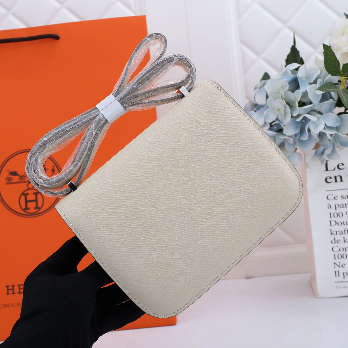 H**me5 Constance Bag Gold White 19CM