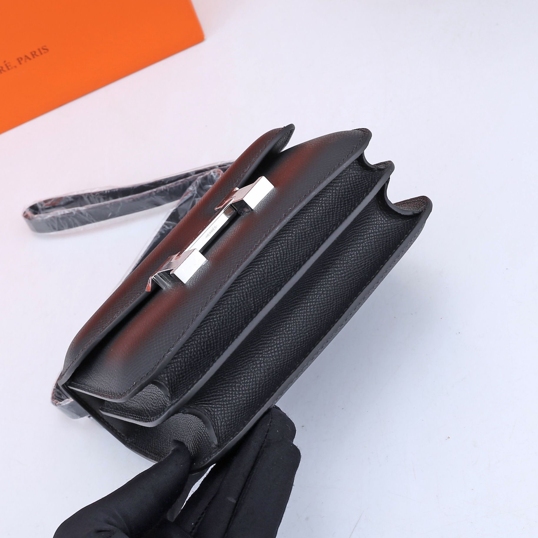 H**me5 Constance Bag Sliver Black 19CM
