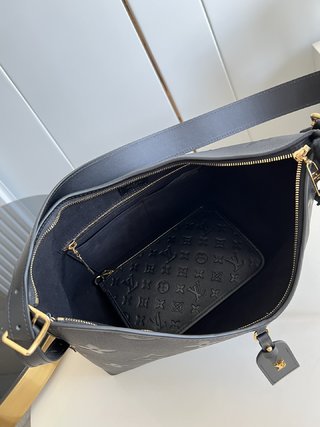 L0vis Vvtt0n Carryall Bag M46289
