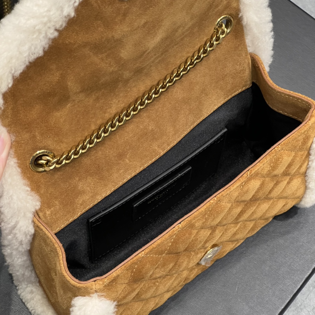 Y51 Envelope Shoulderbag 21cm