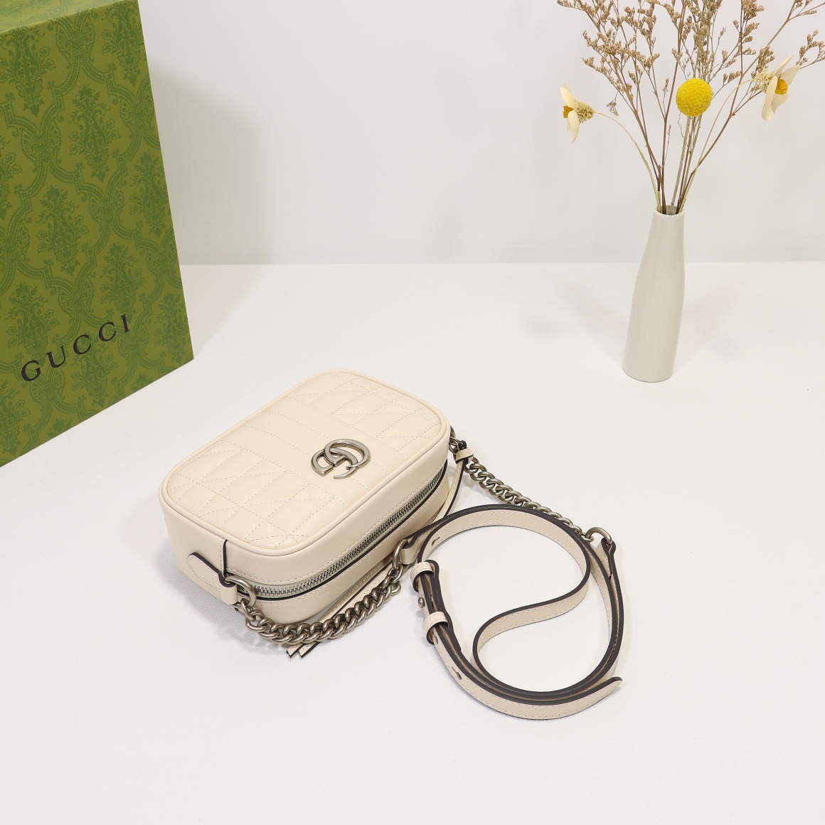 Gvc*1 Marmont Mini Shoulder Bag White 18CM