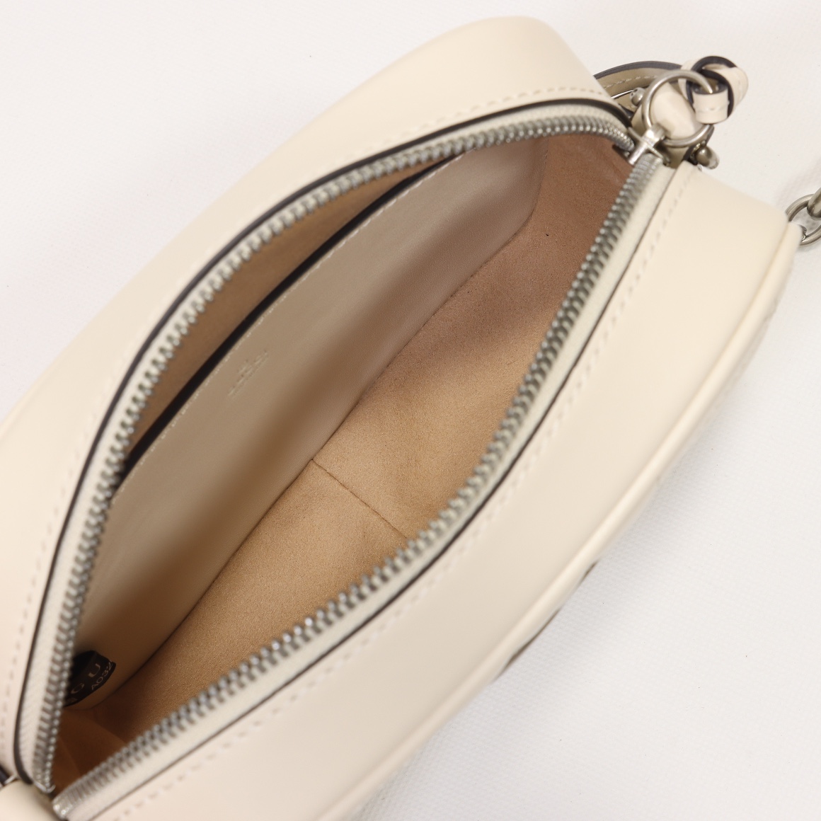 Gvc*1 Marmont Mini Shoulder Bag White 18CM