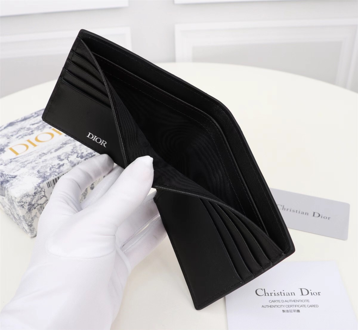 D10r Men Wallet Black