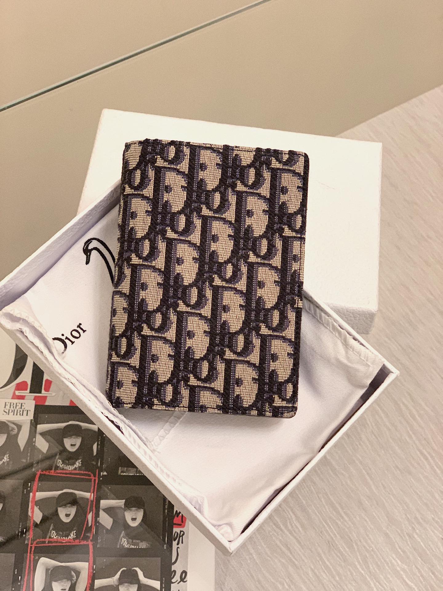 D10r Oblique Passport Holder