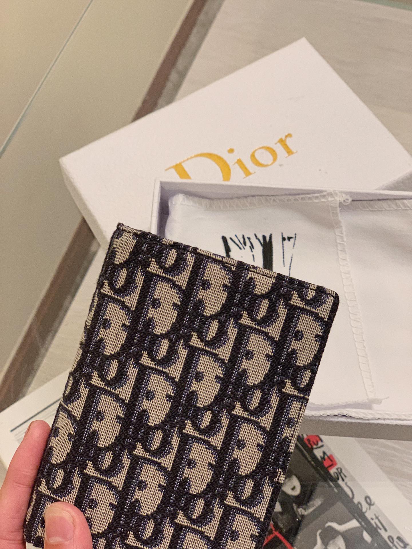 D10r Oblique Passport Holder